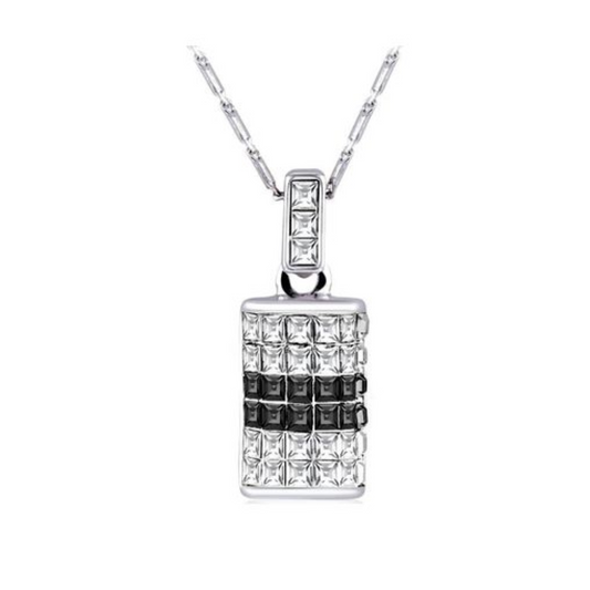 Dhia Black and White Necklace with Swarovski Crystal