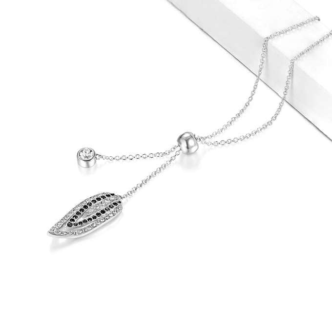 Dhia Zebra Necklace
S925 Zebra Necklace made with Crystals from Swarovski
The Zebra Necklace is crafted to reflect a sophisticated elegance. This Zebra design is set in a Paved BlacDJ003Dhia JewelleryDhia Zebra Necklace