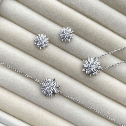 Dhia Flower Bracelet – S925 Sterling Silver with Swarovski Zirconia