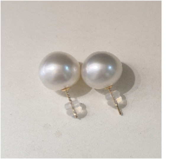 South Sea Pearl Stud Earrings 9-10mm 18k Yellow Gold - Product Photo