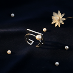 Pearl Trendy Ring – Flat Lay