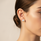 White Pearl Yellow Gold Lifestyle