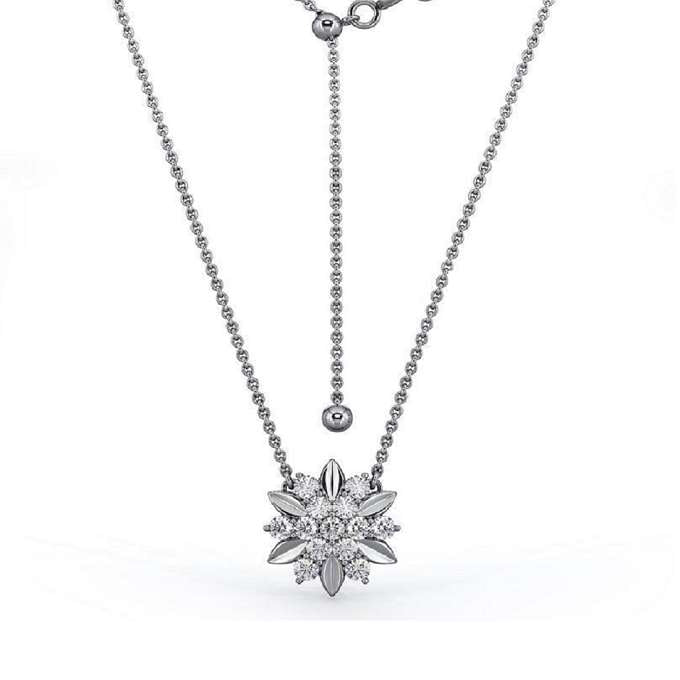 Dhia Flower Necklace