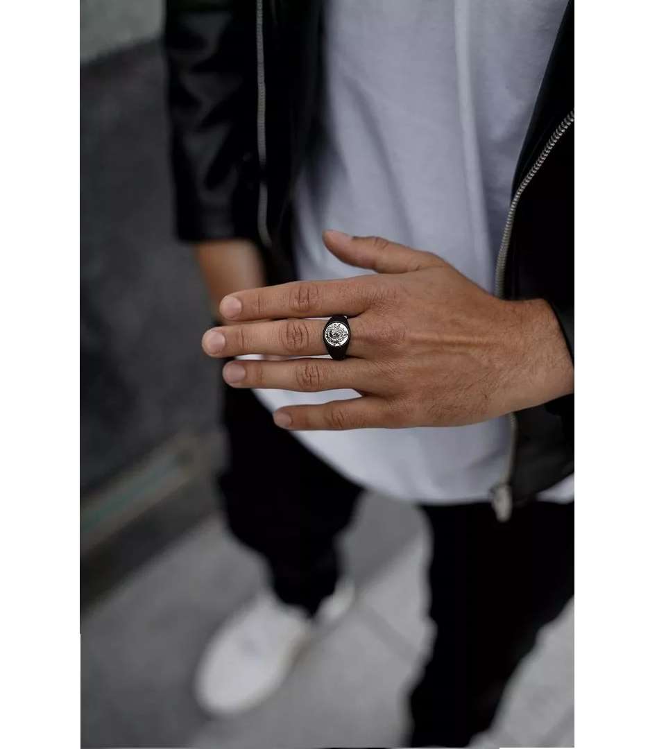 Lion Head Ring - Black
