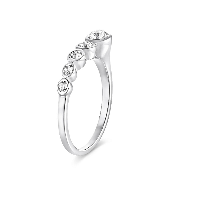 Waterfall Ring embellished with Crystals From SwarovskiThis unique Dhia Waterfall Ring is made from Sterling Silver and embellished with Crystals From Swarovski. It is a beautiful piece of jewelry that will enhance any oDhia JewelleryDhia JewelleryWaterfall Ring embellished